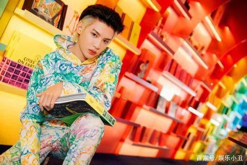 黄明昊机场爆料视频最新,独家幕后花絮大揭秘